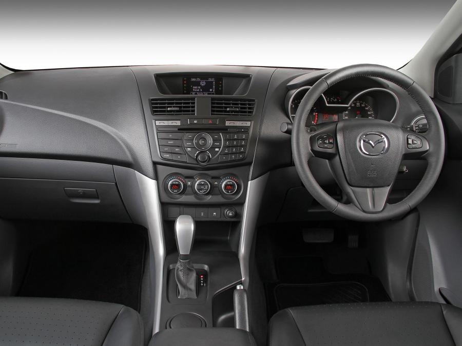  Mazda BT-50 Double Cab 2012 года  (ZA) (фото 18 из 27)